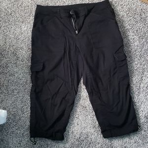 Cargo capris black size 12